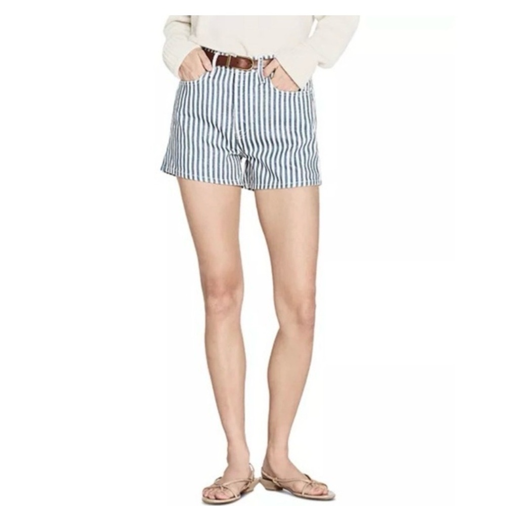 NWT Frame The Vintage Relaxed Short - Denim, striped, size 23